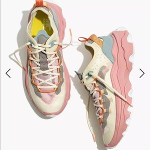 Sorel Kinetic breakthru sneakers, 7.5